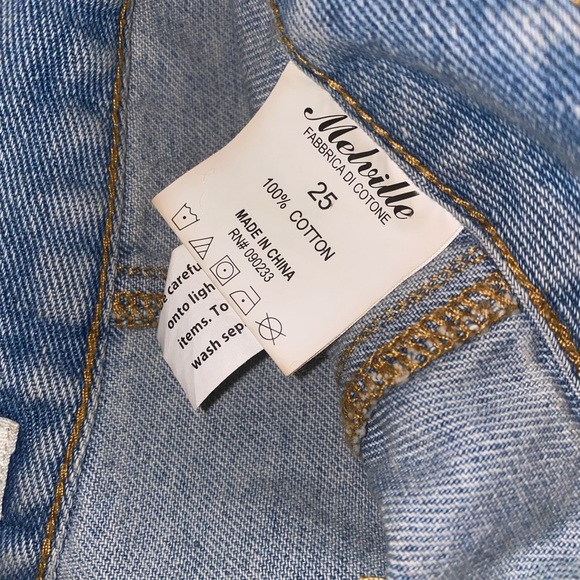 Brandy Melville Denim Skirt - Picture 5 of 7